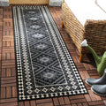 SAFAVIEH Veranda Collection Runner Rug - 23 x 10, Black & Creme, Boho Design, Non-Shedding & Easy Care, Indoor/Outdoor & Washa